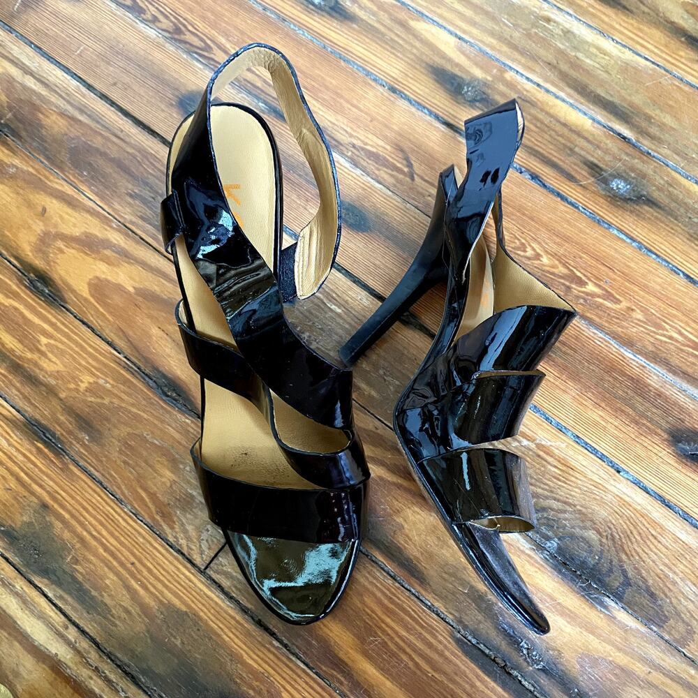 Kors Michael Kors Black Patent Leather Strappy Heels size 10M